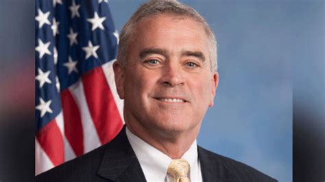 who are the people itting behind rep wenstrup